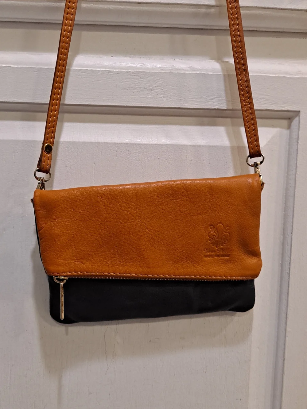 Vera Pelle Two-Tone Foldover Crossbody Caramel/Navy Nappa Italian Leather Clutch